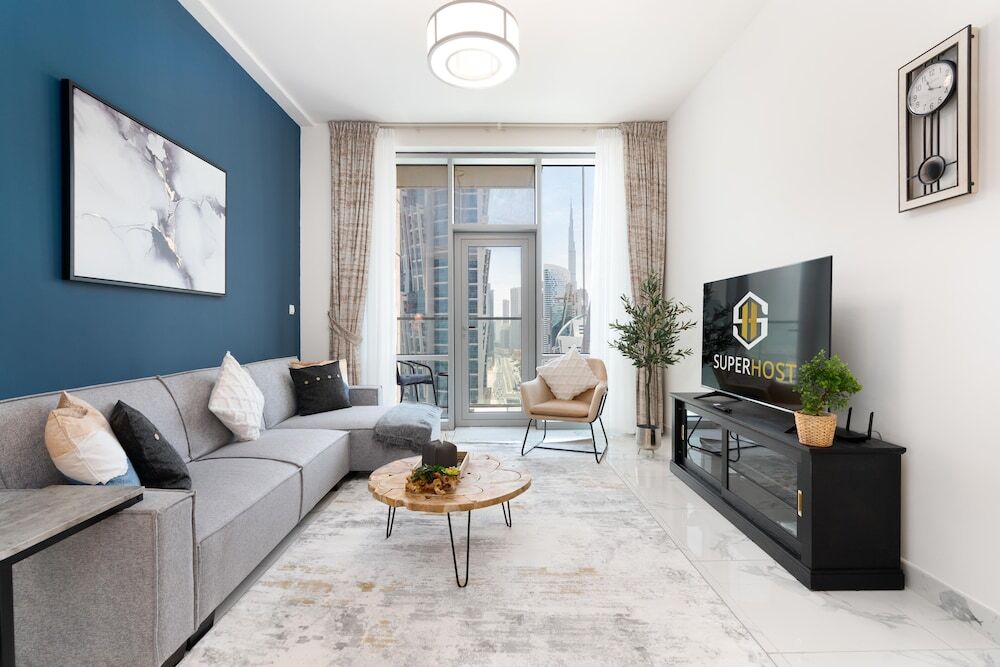Дубай: SuperHost - Luxury Apt with Panoramic Burj and Canal Views