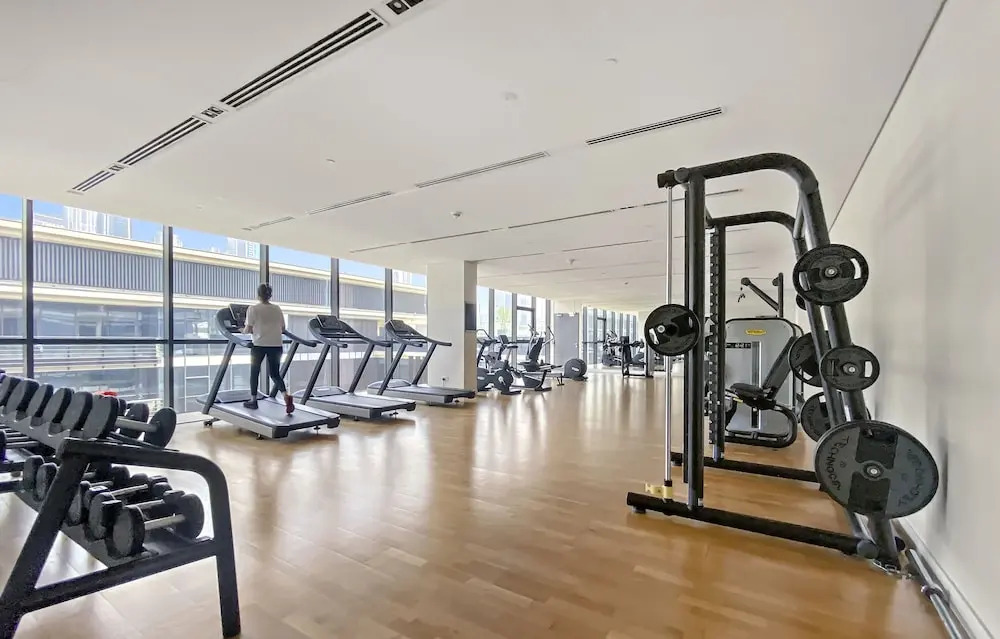 Дубай: WelHome - Luxury Living in Dubai's  City Walk Building 5