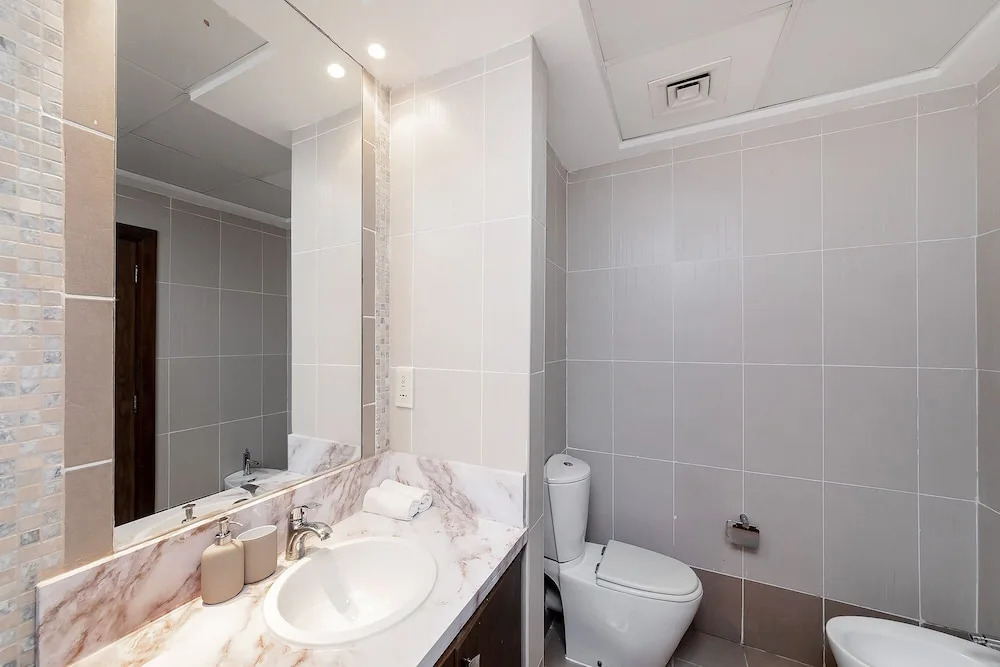 Дубай: Apartment Executive Tower (No Front Desk)