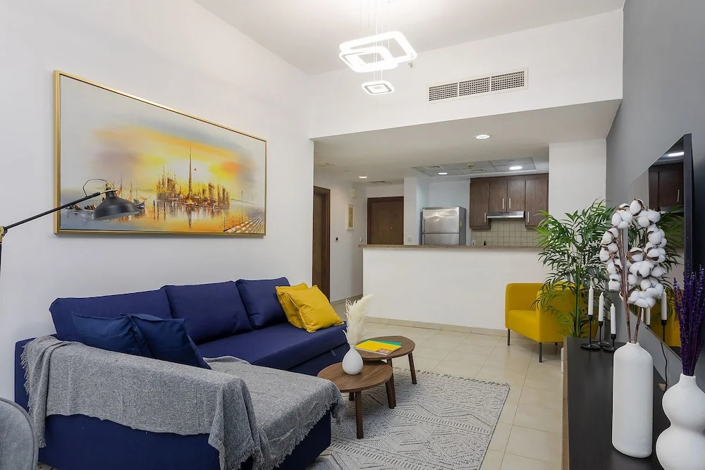 Дубай: Apartment Executive Tower (No Front Desk)