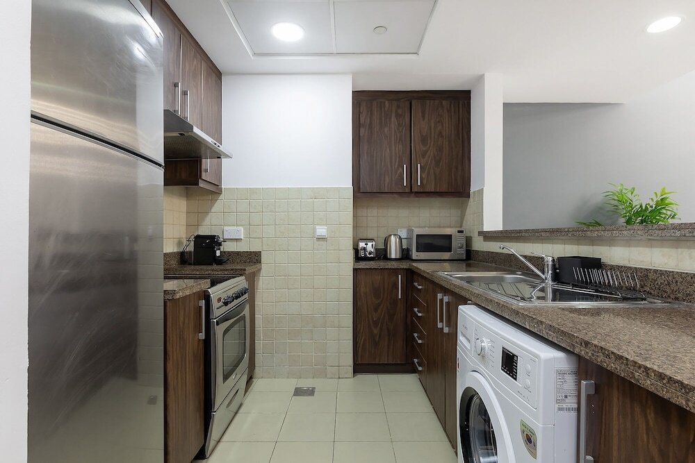 Дубай: Apartment Executive Tower (No Front Desk)