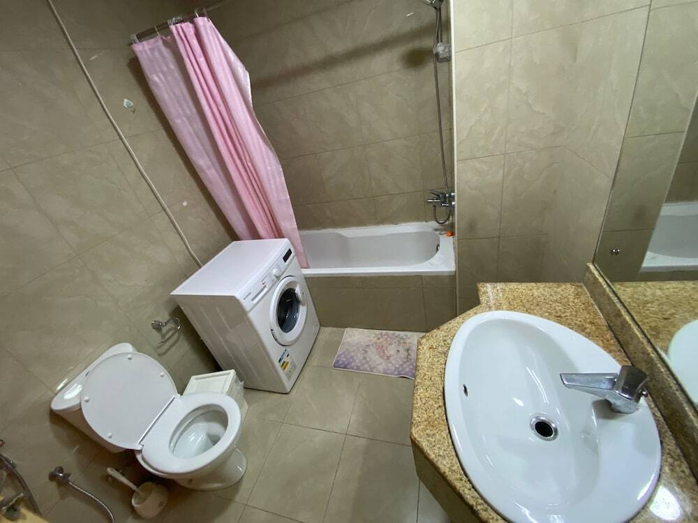 Дубай: Marina - Women only