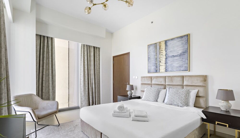 Дубай: WelHome - Spectacular 2BR Apartment with Panoramic Sea Views