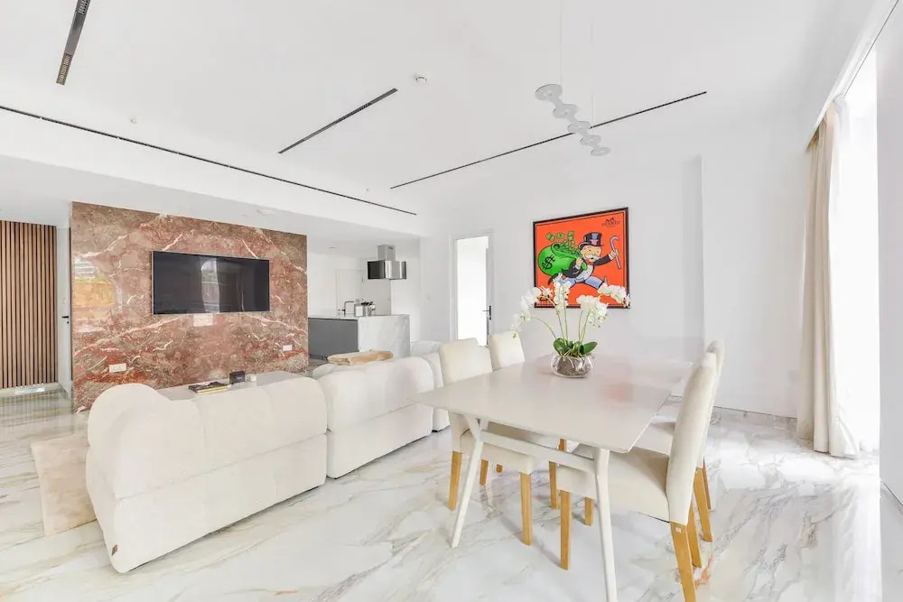 Дубай: Stunning 1BR in Bahar near JBR Beach