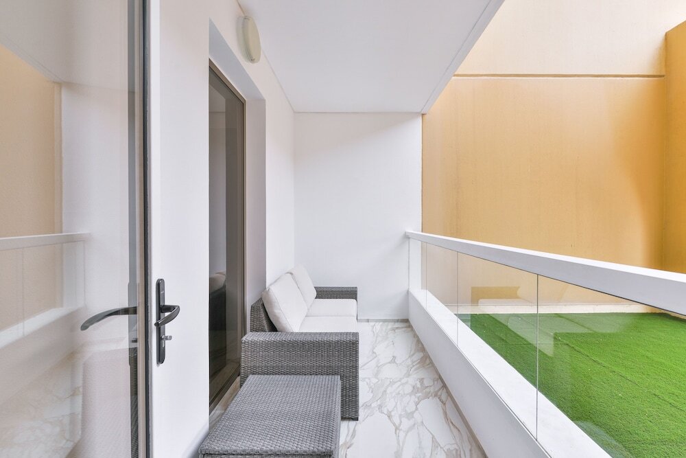 Дубай: Stunning 1BR in Bahar near JBR Beach