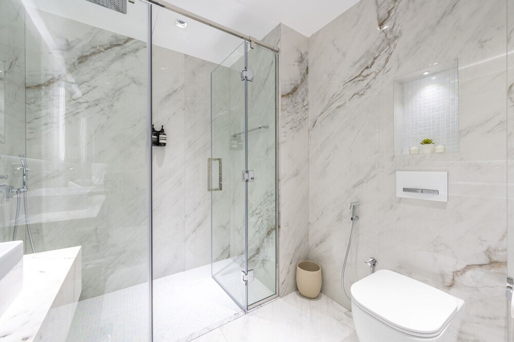 Дубай: Stunning 1BR in Bahar near JBR Beach