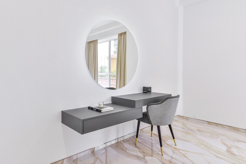 Дубай: Stunning 1BR in Bahar near JBR Beach