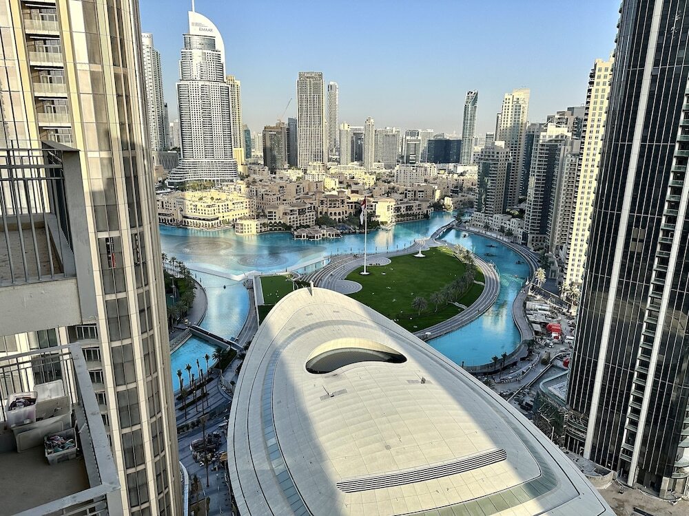 Lux BnB Standpoint Tower Fountain View — фото 2