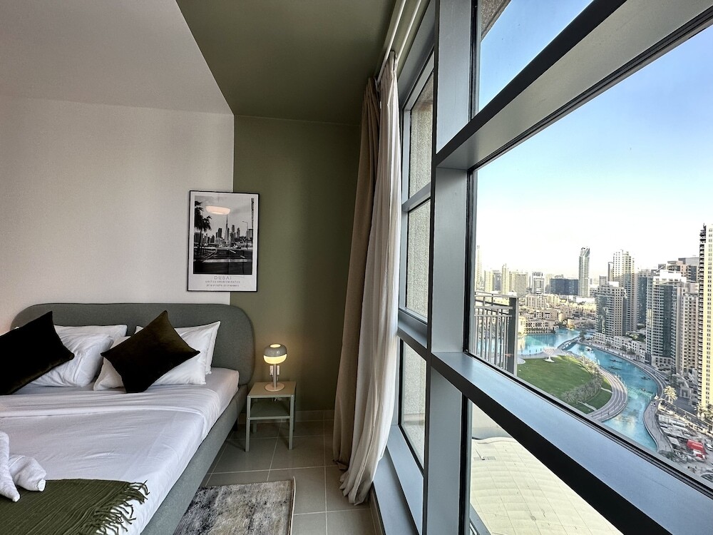 Дубай: Lux BnB Standpoint Tower Fountain View