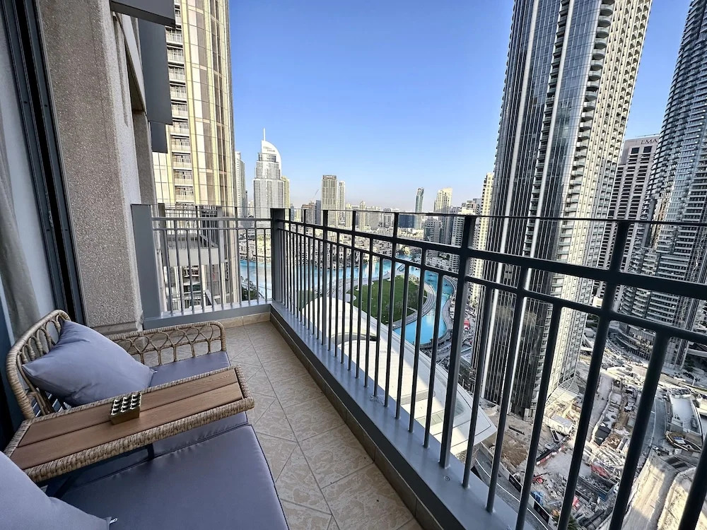 Дубай: Lux BnB Standpoint Tower Fountain View