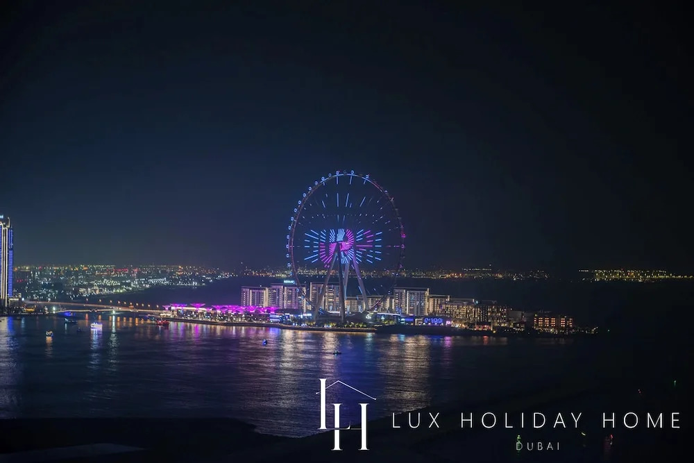 Дубай: LUX  Ultimate Palm Sea Skyline Penthouse