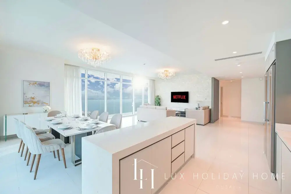 Дубай: LUX  Ultimate Palm Sea Skyline Penthouse