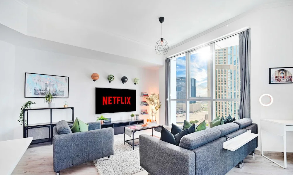 Дубай: LUX The Dubai Marina View Suite
