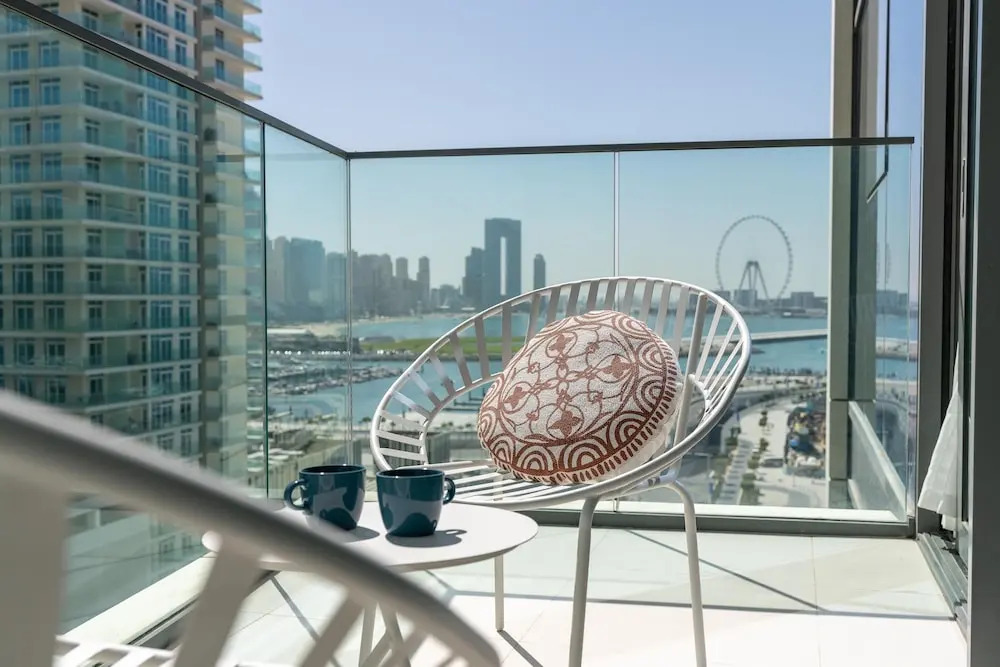Дубай: Vacay Lettings - Beach Vista  Beachfront