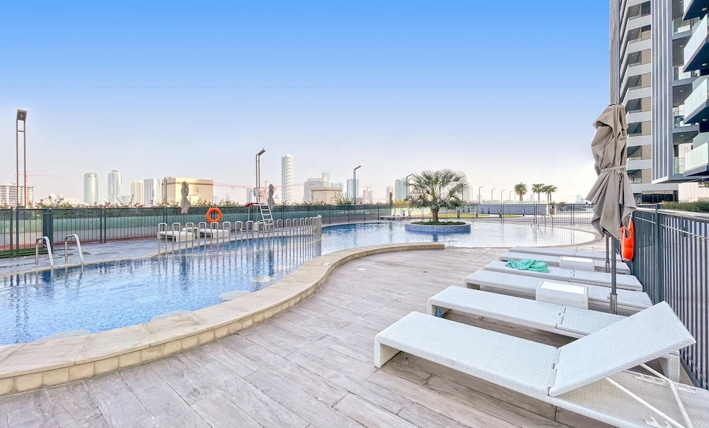 Дубай: ST-BloomTower-805 by bnbme homes