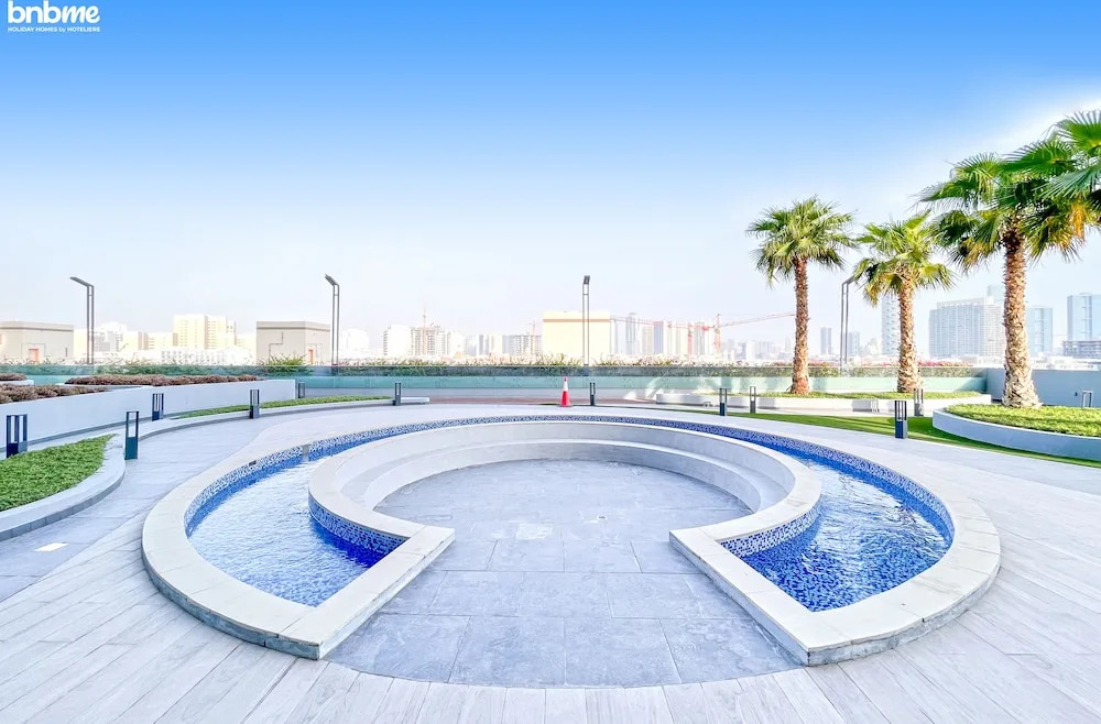Дубай: ST-BloomTower-805 by bnbme homes