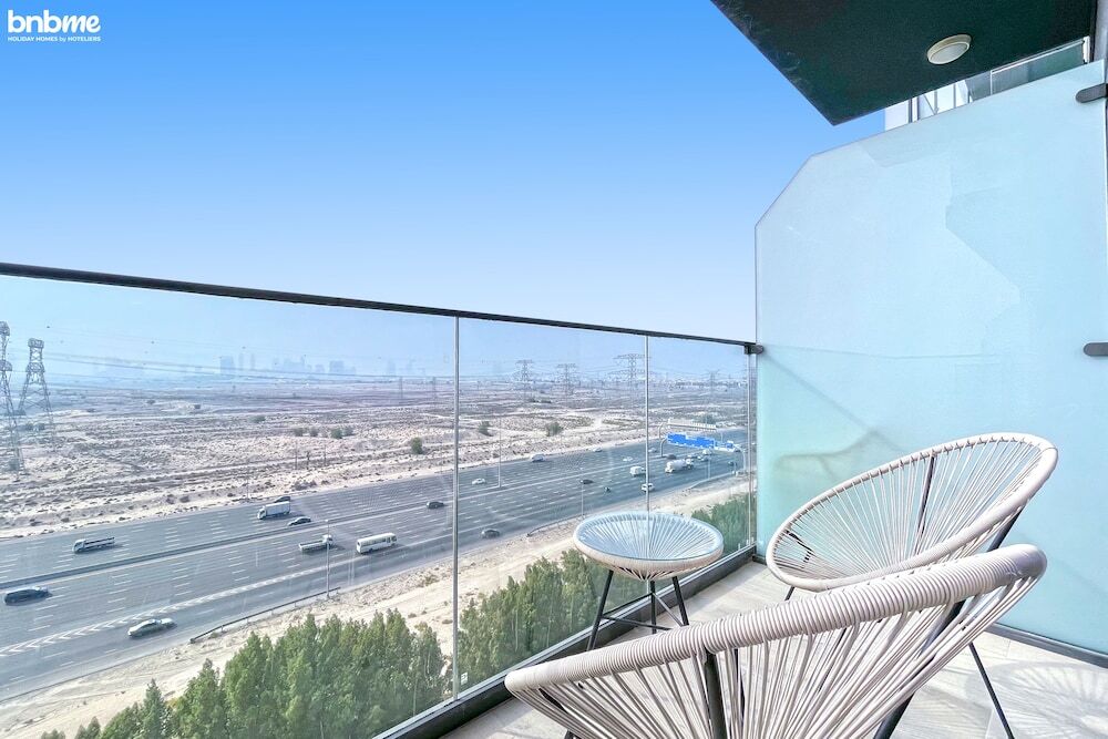 Дубай: ST-BloomTower-805 by bnbme homes