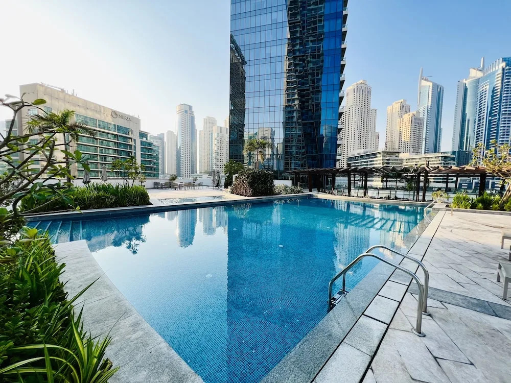 Дубай: Vacay Lettings Silverene Tower