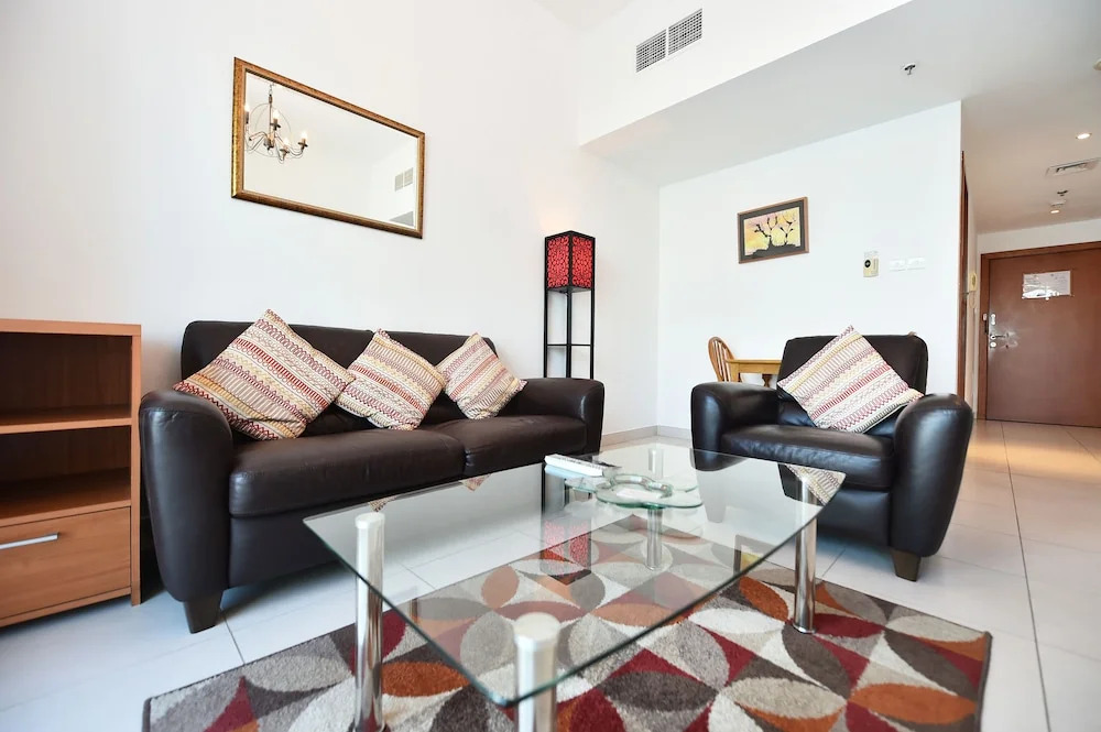 Дубай: 1BR Apartment Stunning Marina View - MVT