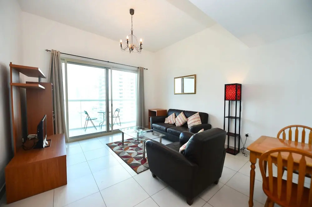 Дубай: 1BR Apartment Stunning Marina View - MVT