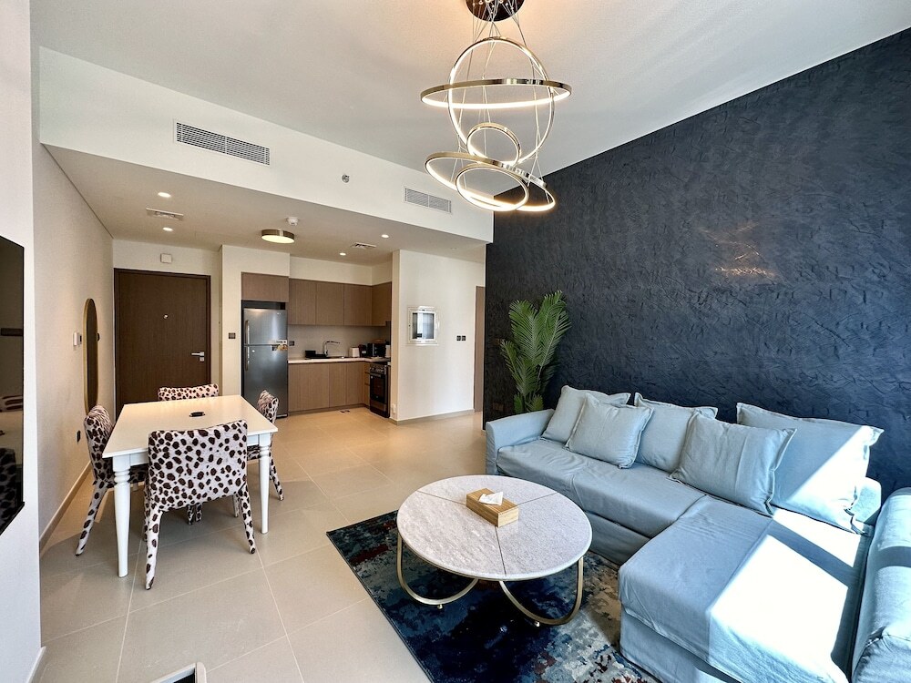 Дубай: LuxBnB Dubai Opera Act-1 Boulevard Views