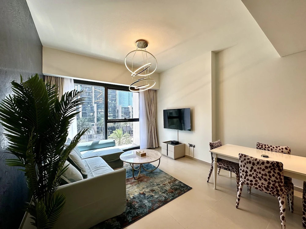 Дубай: LuxBnB Dubai Opera Act-1 Boulevard Views
