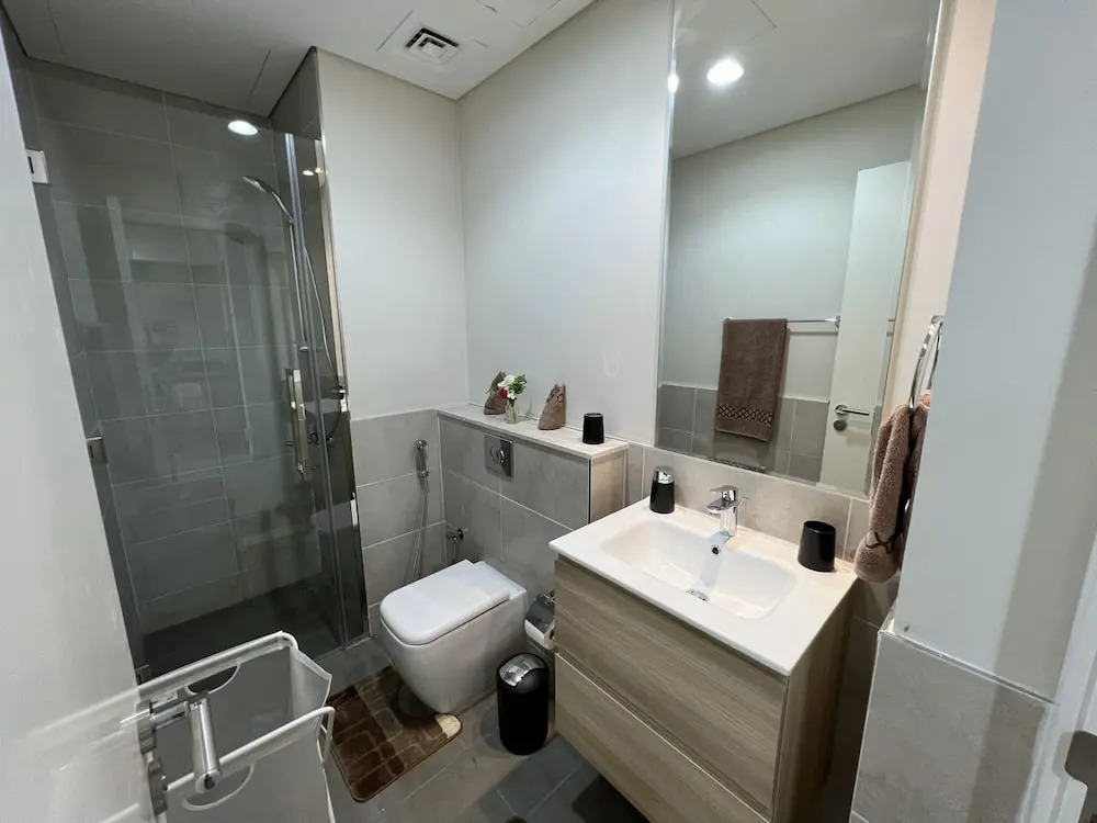 Дубай: Master piece - Lush Green Oasis With Balcony With Stunning Views