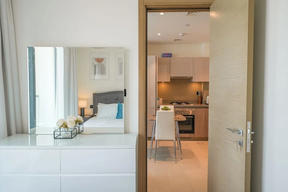 Дубай: Yogi - Bright Apartment With Panoramic CityScape Views