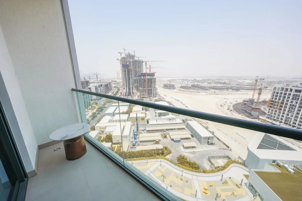 Дубай: Yogi - Bright Apartment With Panoramic CityScape Views
