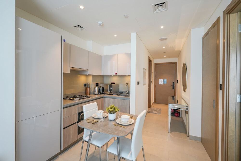 Дубай: Yogi - Bright Apartment With Panoramic CityScape Views