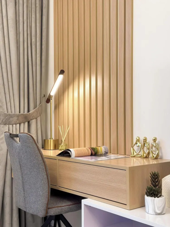 Дубай: Whitesage - Chic Condo With Incredible Fountain and Sea View