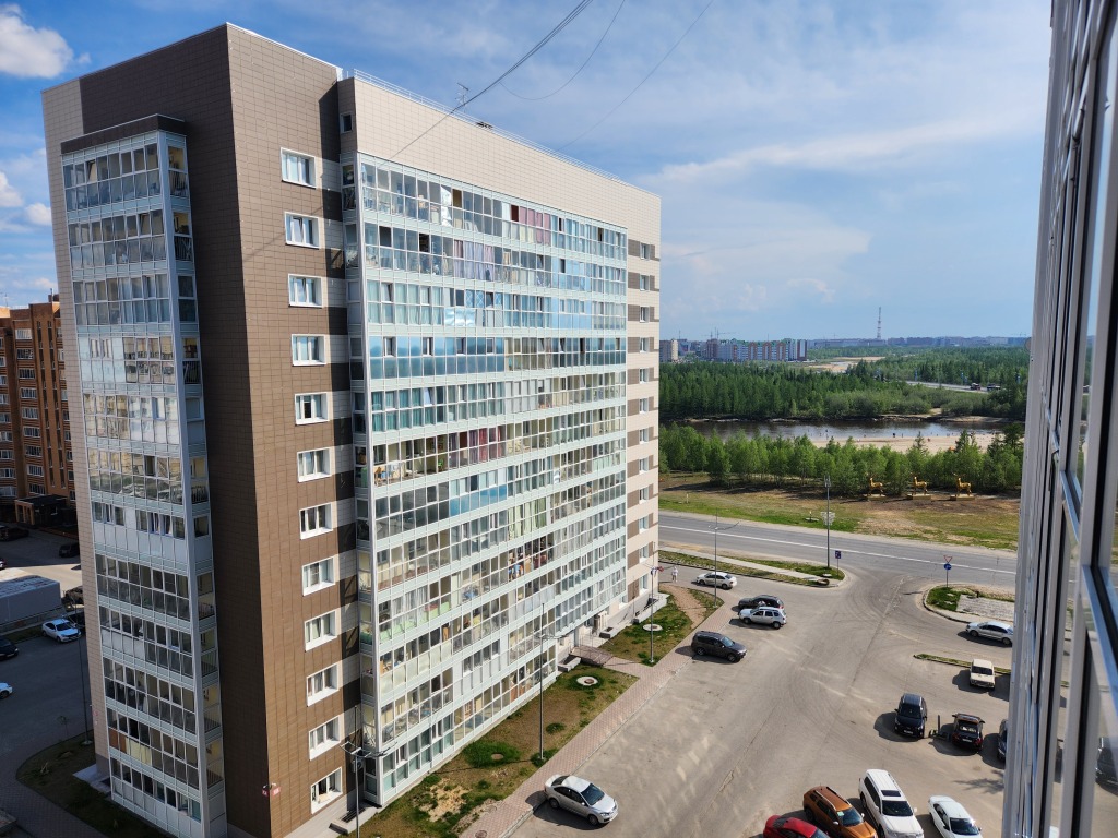 Новый Уренгой: Апартаменты в Микрорайоне Дружба 4/3