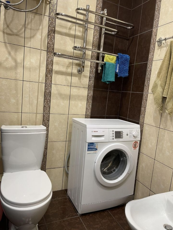 Красноярск: Квартира ул. Авиаторов 23