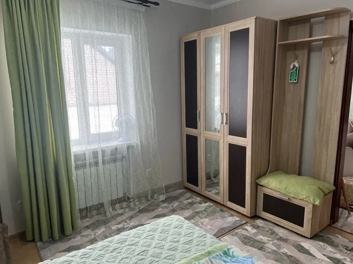 Пятигорск: Квартира на Садовой 213(3)