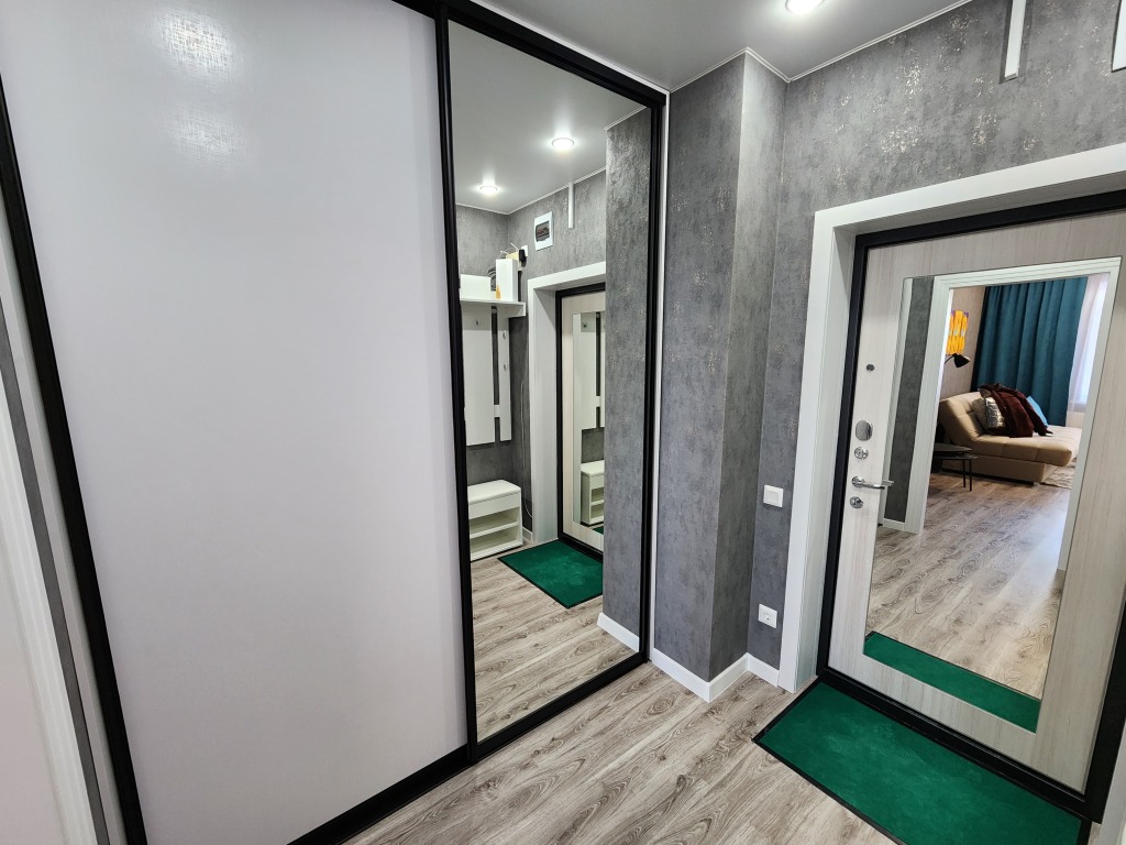 Новый Уренгой: Апартаменты на Улице Имени В. Я. Петуха 3/3