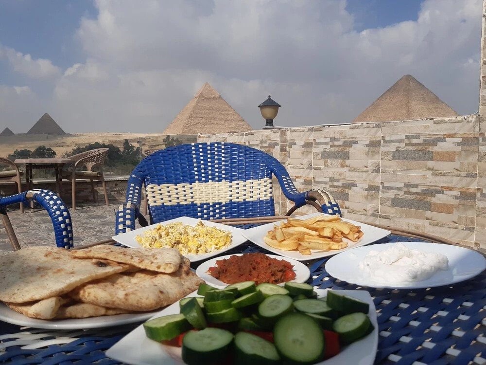 Гиза: Tut Pyramids View Hotel