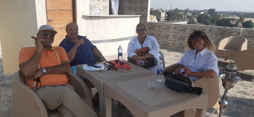 Гиза: Tut Pyramids View Hotel