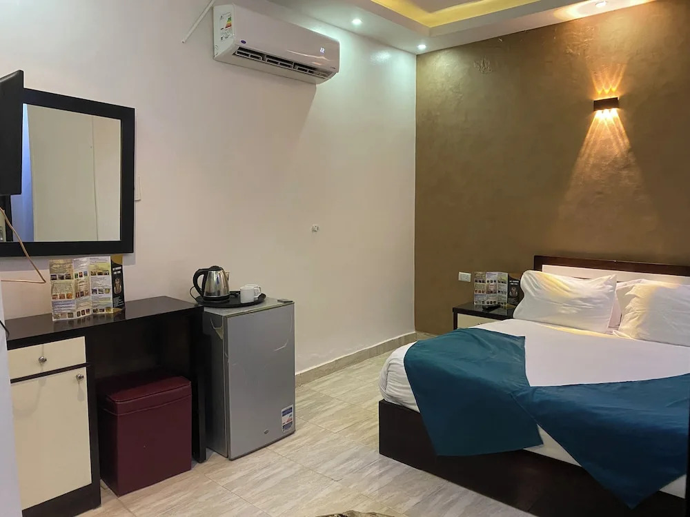 Гиза: Tut Pyramids View Hotel