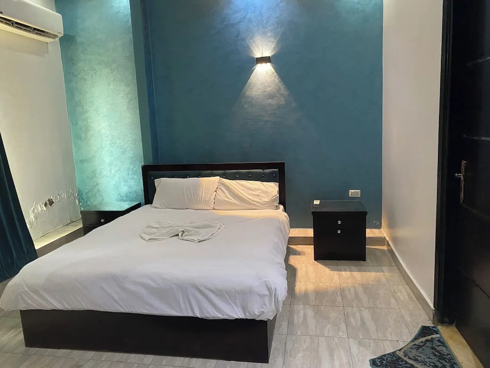 Гиза: Tut Pyramids View Hotel