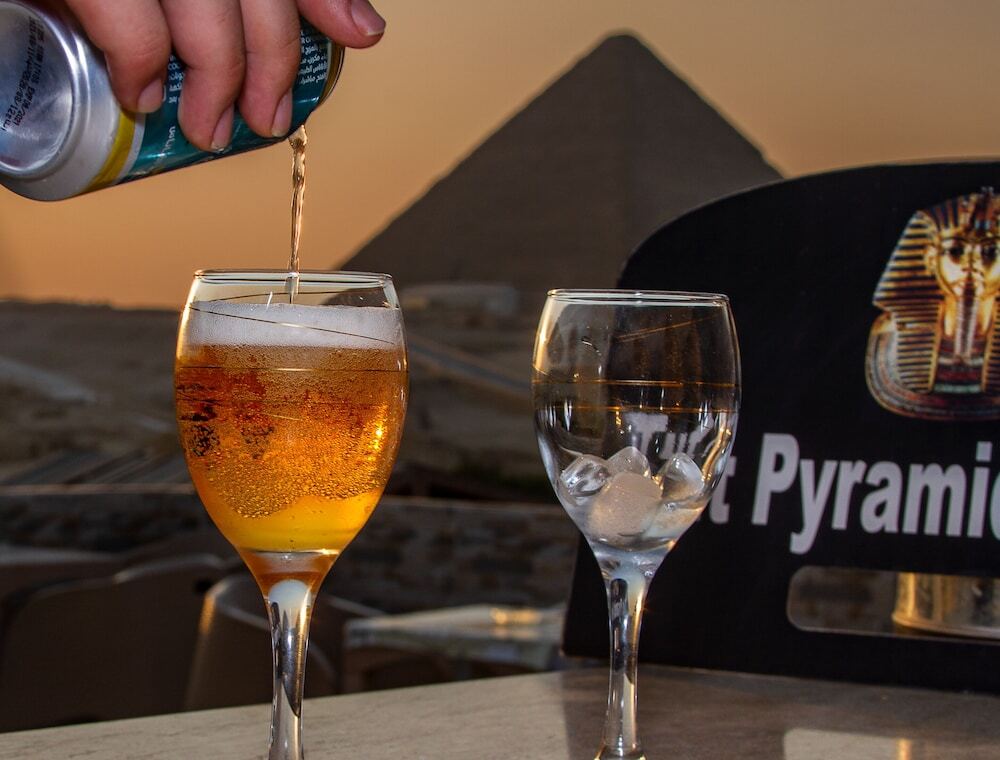 Гиза: Tut Pyramids View Hotel