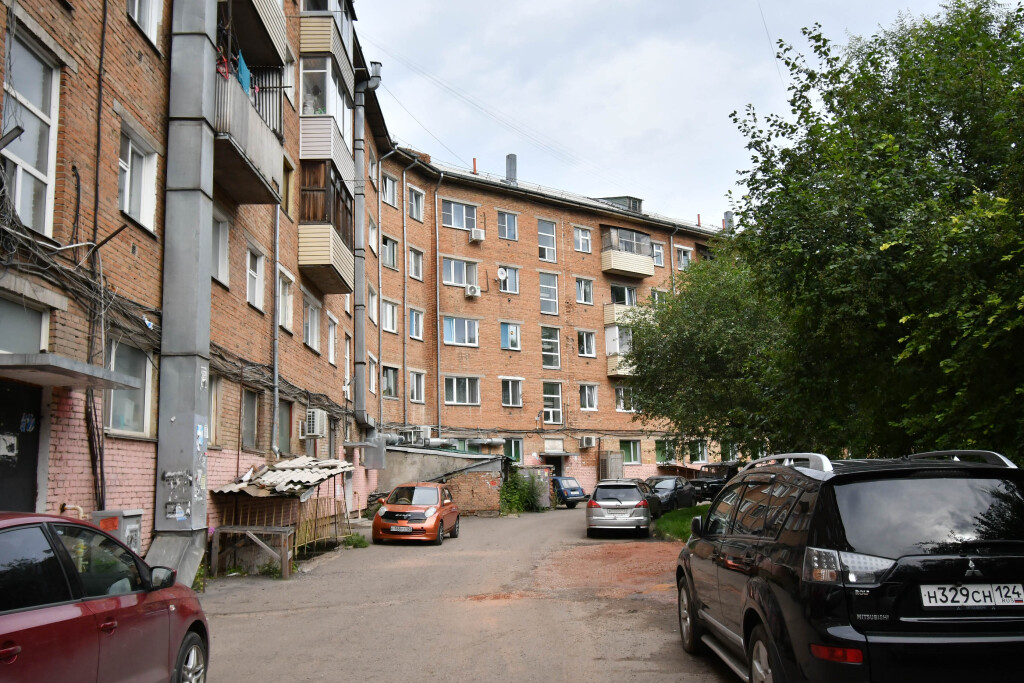 Красноярск: Апартаменты Любимый Дом с большой гардеробной
