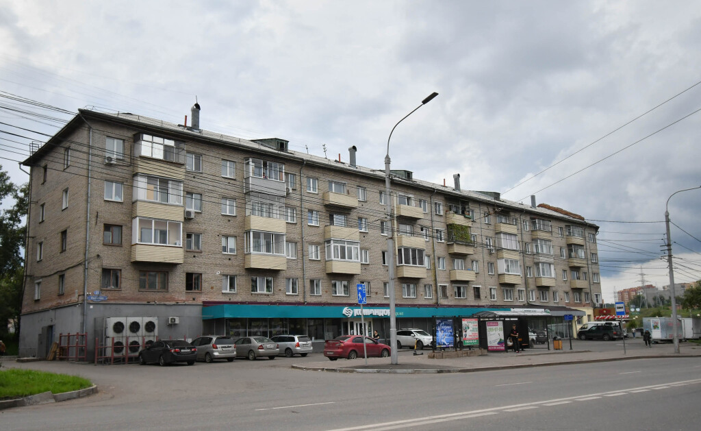 Красноярск: Апартаменты Любимый Дом с большой гардеробной