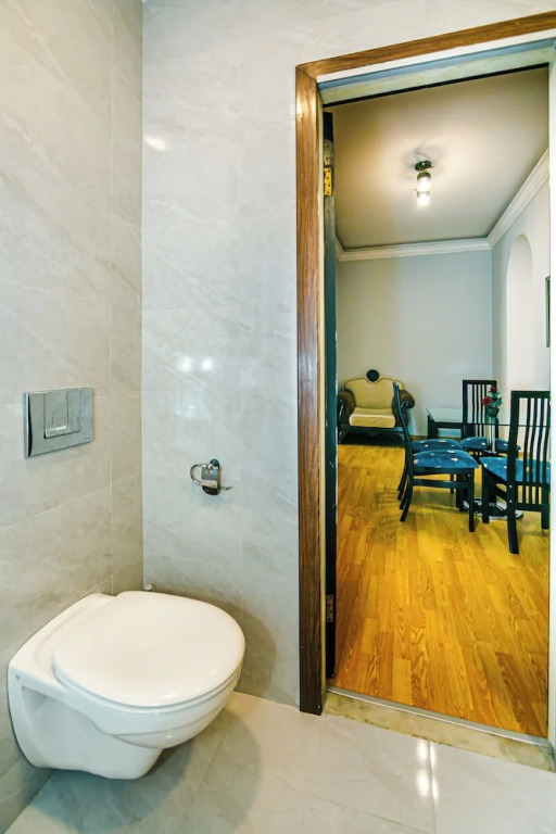 Баку: Azneft Garden Apartment