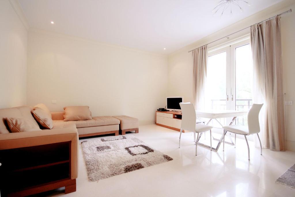 Тиват: Porto Montenegro Residences