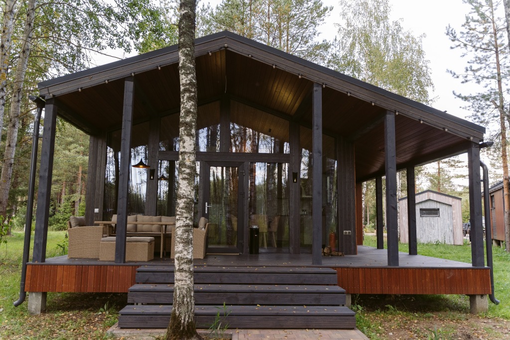 Красный Огорок: Глэмпинг Дом AURORA Berloga Country Resort