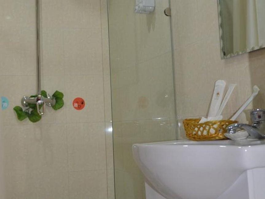 Далянь: Greentree Inn Dalian Airport Express Hotel