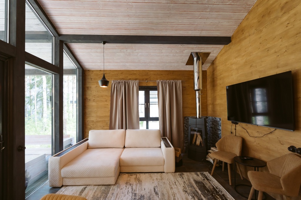 Красный Огорок: База отдыха Дом ATROPOS Berloga Country Resort