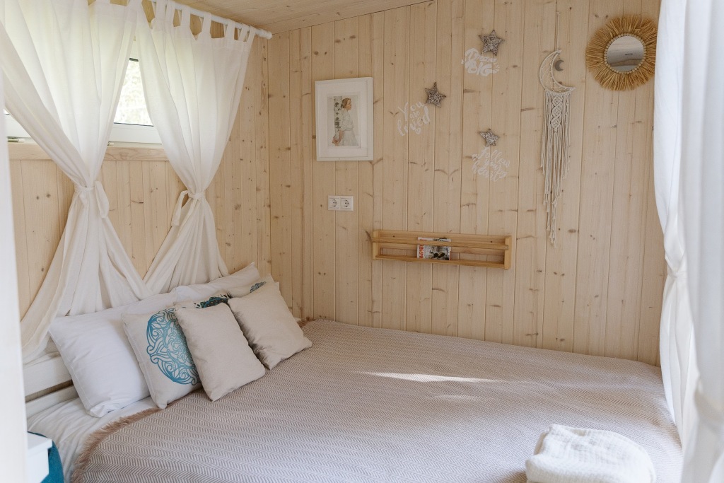 Красный Огорок: Глэмпинг Дом SHELTY BANYA Berloga Country Resort