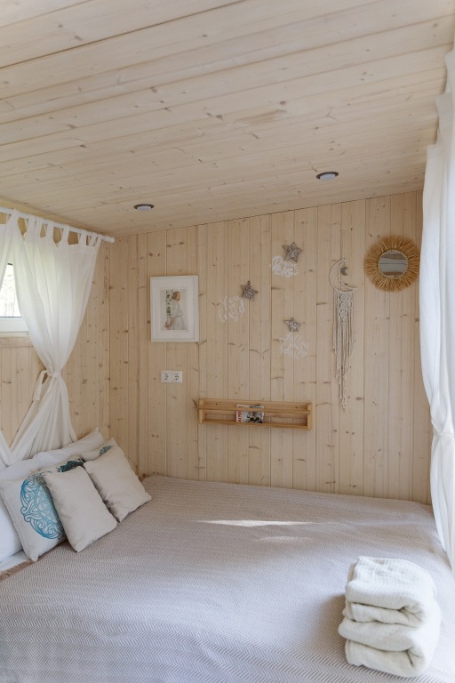 Красный Огорок: Глэмпинг Дом SHELTY BANYA Berloga Country Resort