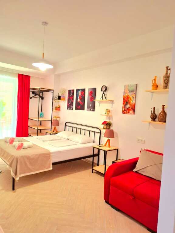 Тбилиси: Апарт-отель Nebula's Red&White Apartment
